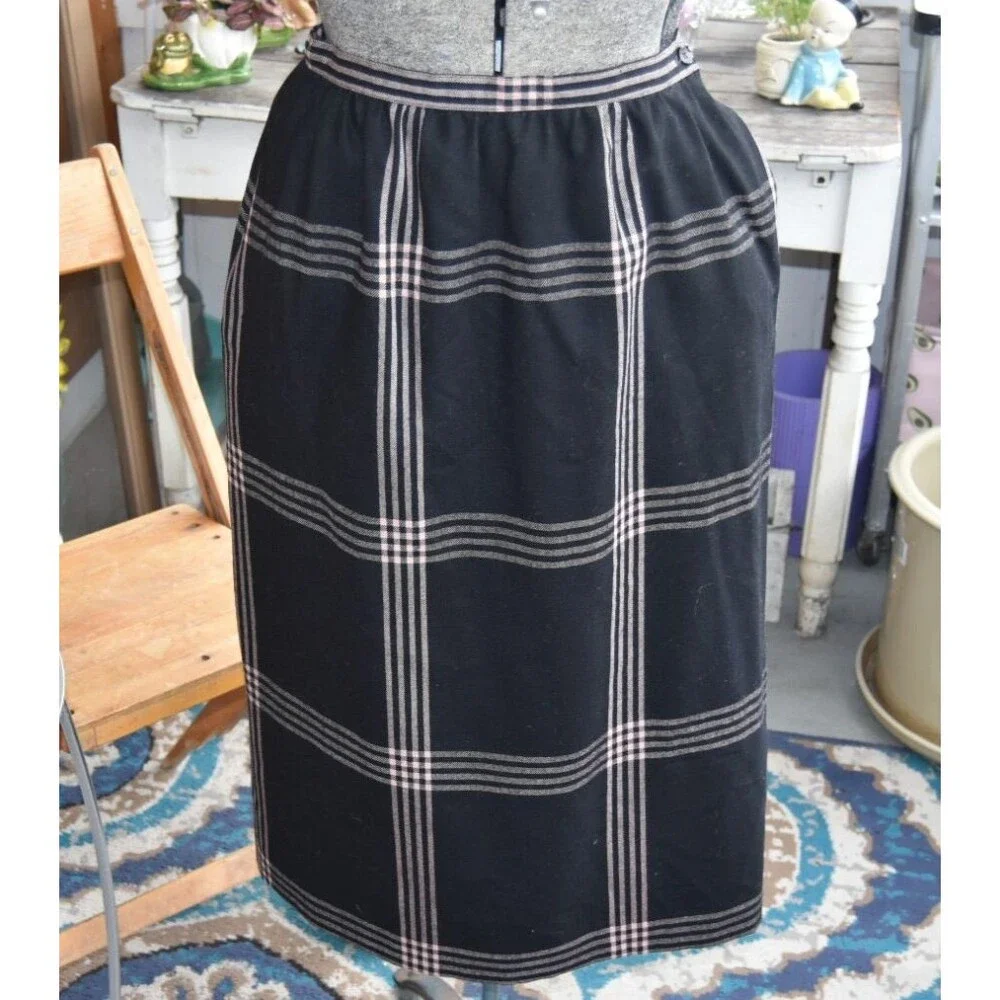 Vintage 1960s Weathervane Skirt Pure Wool Plaid -Black & Pink Made in USA Small